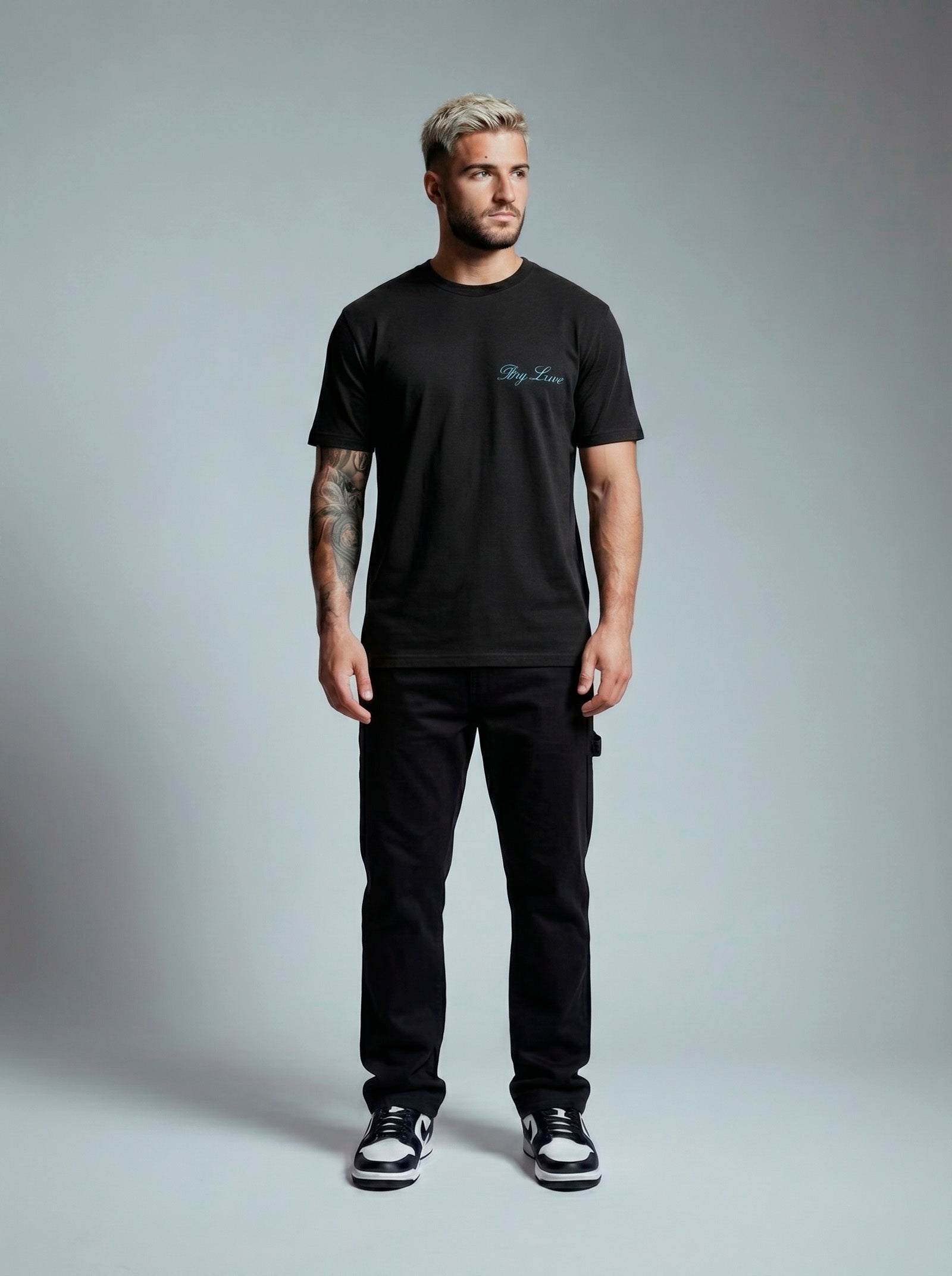 Camiseta Regular Doberman - Front
